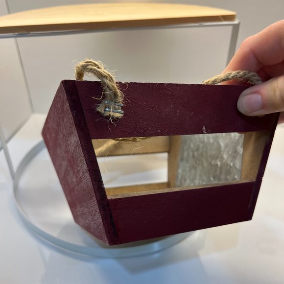 Apple Orchard home decor wooden boxes with Rope handles 7 x 6 x 4 inches, EUC - Picture 5 of 10